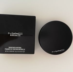 MAC Mineralize Skinfinish Natural Medium tan